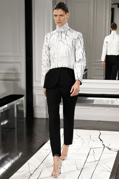 Look 29
